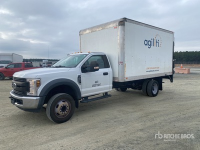2018 Ford F-450 4x2 Van Truck
