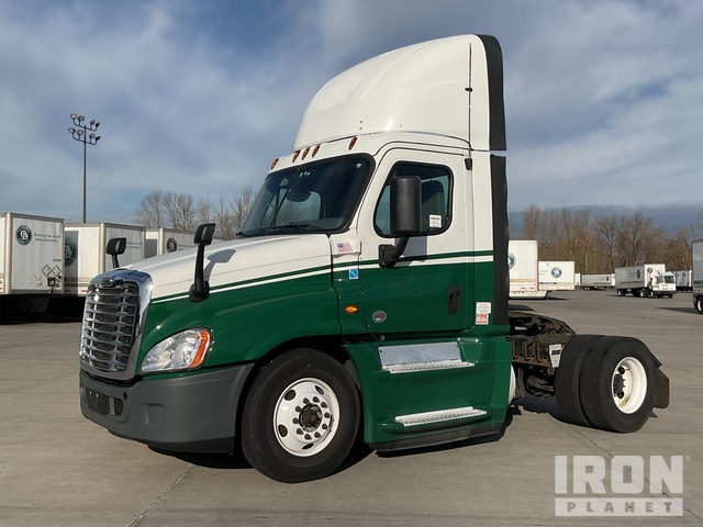 CAMIóN 2016 FREIGHTLINER