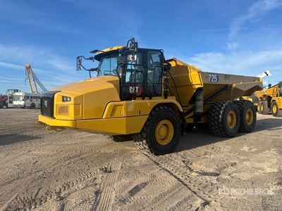 2023 Cat 725 Camión Dumper Articulado