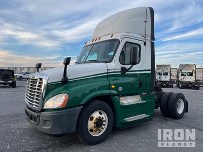 2018 Freightliner Cascadia 125 4x2 S/A Day Cab Truck Tractor