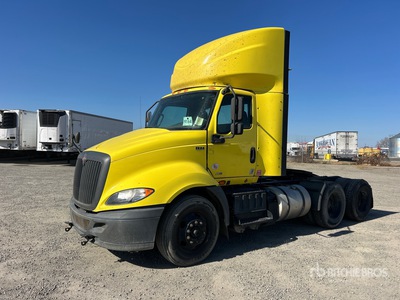 2020 International RH613 تراكتور شاحنة نهارية (ثنائية المحور)