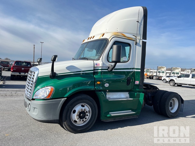 CAMIóN 2017 FREIGHTLINER