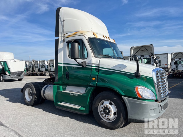 CAMIóN 2017 FREIGHTLINER