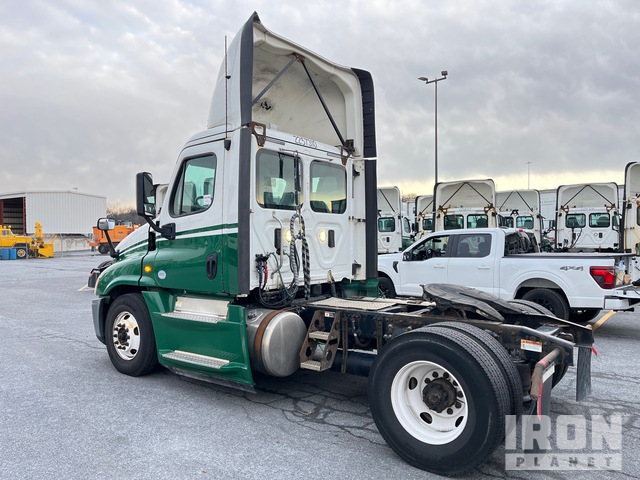 CAMIóN 2017 FREIGHTLINER