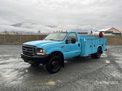 2002 Ford F-450 XL 4x4 Utility Truck