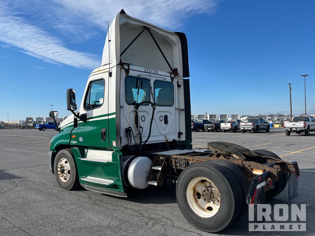 CAMIóN 2017 FREIGHTLINER