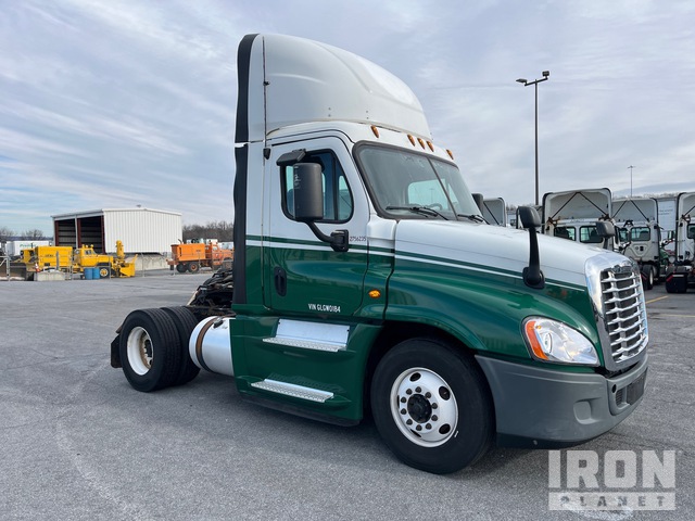 CAMIóN 2016 FREIGHTLINER