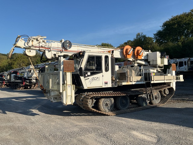 2008 (unverified) Camoplast GT3000 HY Crawler Carrier Digger Derrick w/2008 Terex General 80