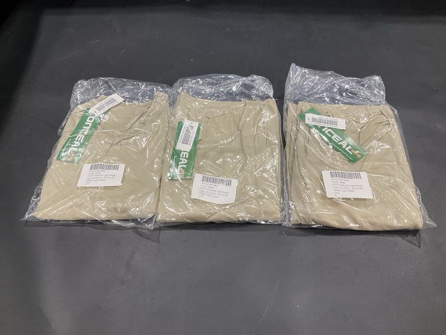 (190) Lightweight Undershirts