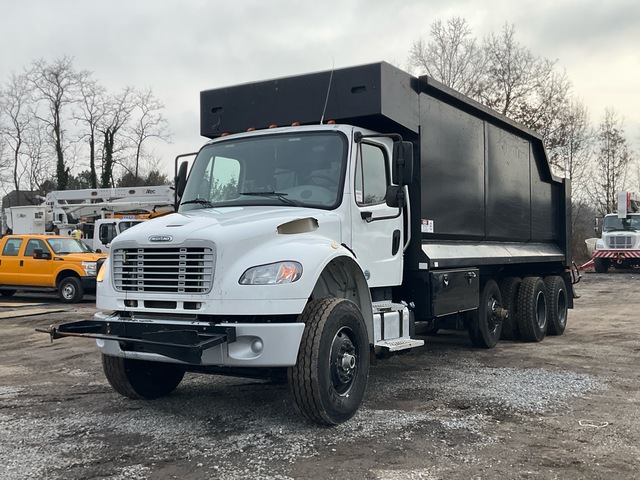 2017 Prentice 2124 Knuckle Boom on 2018 Freightliner M2 106 8x4 Grapple Truck