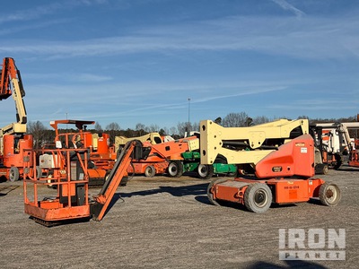 2015 JLG E400AJPN 2WD Electric Articulating Boom Lift