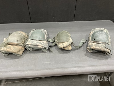 (203) Pairs of Knee Pads