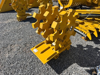 2025 HW CW31224-3W 24 in Excavator Compaction Wheel - Fits Cat 312 (Unused)