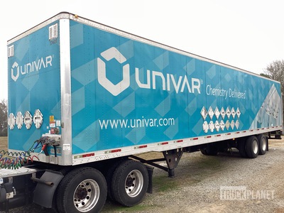 2017 Utility 48 ft x 102 in T/A Van Trailer