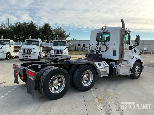 CAMIóN 2016 PETERBILT
