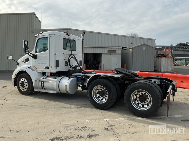 CAMIóN 2016 PETERBILT