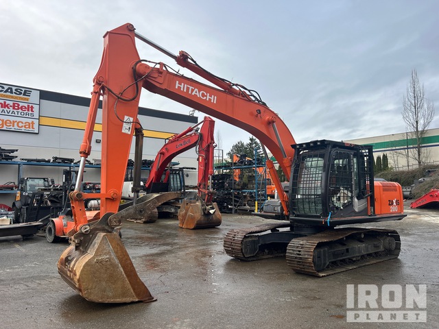 EXCAVADORA 2013 HITACHI EXCAVATOR