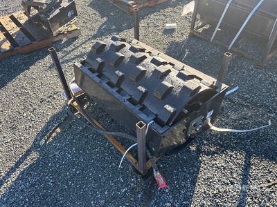 2025 GIYI GY-MCW39 39 in Rotation Rodillo de compactacion para miniexcavadora (Unused)