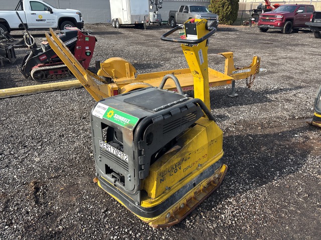 2014 Wacker Neuson DPU100-70LES Vibratory Plate Compactor