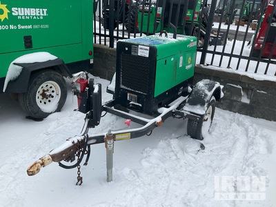 2015 Miller Trailblazer 325 325 A Mobile Multi-Process Soldadora motorizada (Inoperable)