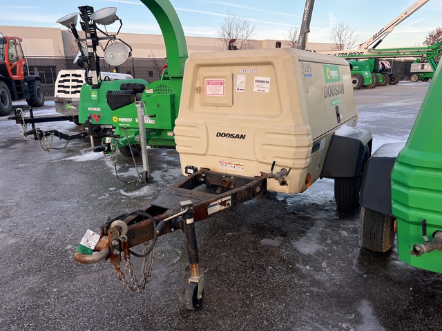 2016 Doosan P185WD0-T4F 185 cfm Mobile Air Compressor 2016 Doosan P185WD0-T4F 185 cfm Mobile Air Compressor