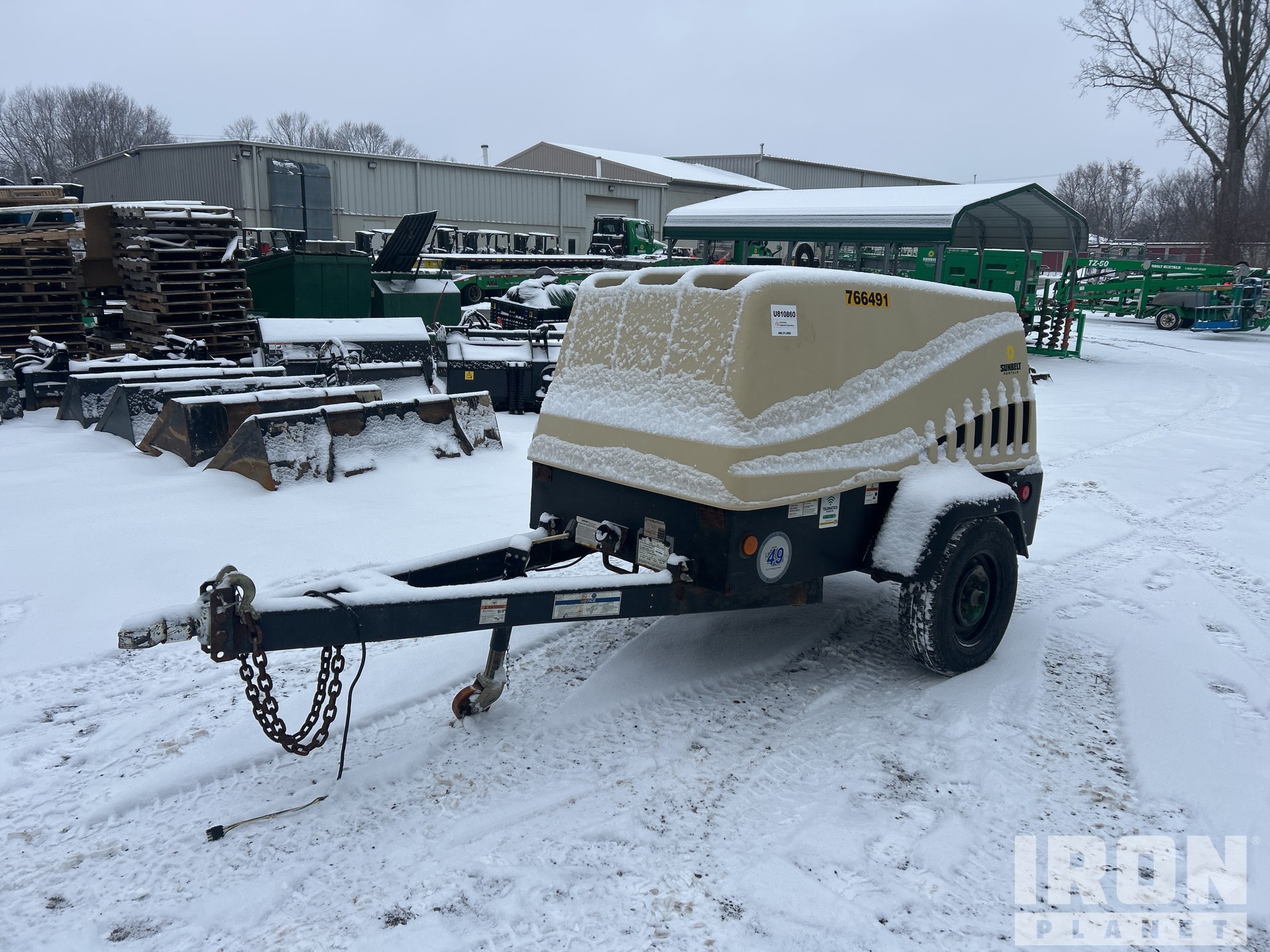 2015 Doosan C185WDZ Mobile Air Compressor in Dewitt, Michigan