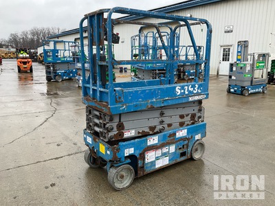 2014 Genie GS-1930 Electric Scissor Lift