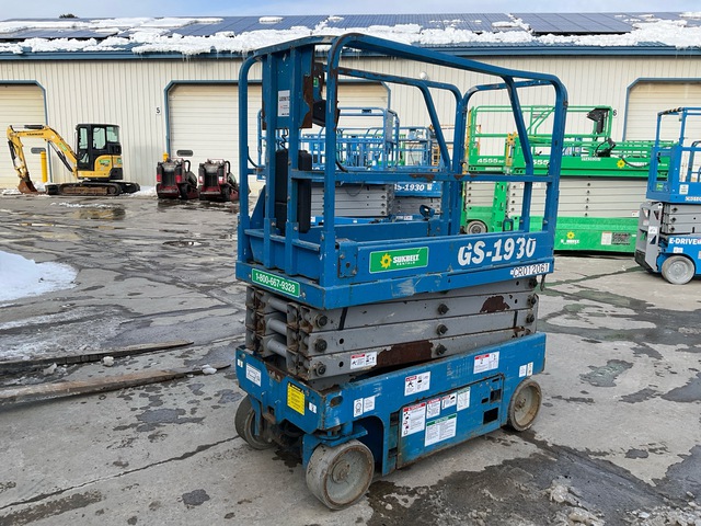 2013 Genie GS-1930 Electric Scissor Lift