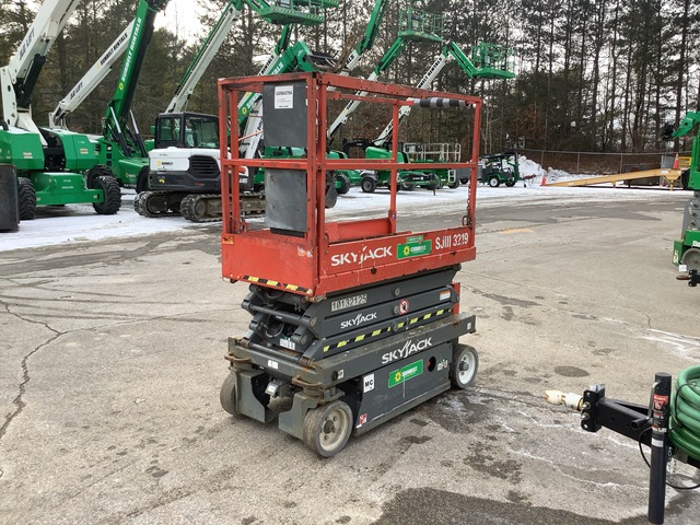 2016 Skyjack SJIII 3219 Electric Scissor Lift