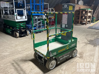 2018 Skyjack SJ16 Vertical Mast Lift