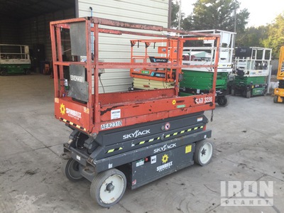 2016 Skyjack SJIII 3220 Electric Piattaforma aerea verticale