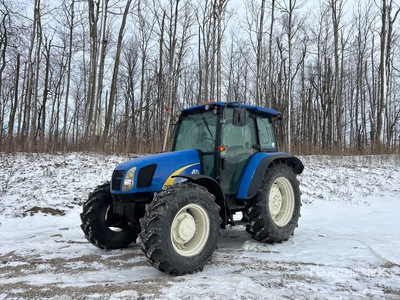 2010 New Holland T5060 4WD Tractor