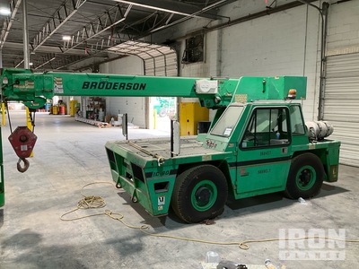 2011 Broderson IC-80-3GDF 1400 lb 4x2 Compact Crane