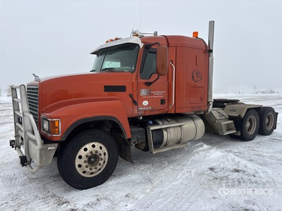 2013 Mack CHU613 6x4 Tracteur Routier Couchette