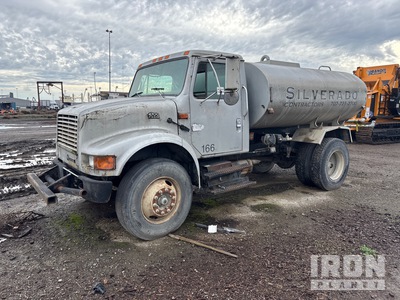 2000 International 4700 4x2 Water vrachtwagen