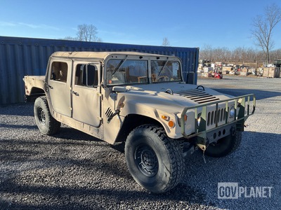 2008 AM General M1097R1 HMMWV 4 Door Soft Top w/Truck Body