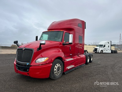 2021 International LT625 6x4 Sleeper Truck Tractor