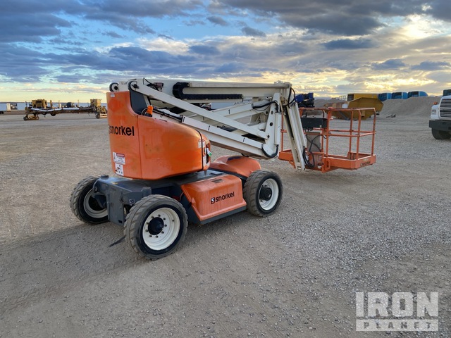 ELEVADOR ARTICULADO 2016 SNORKEL A46JE