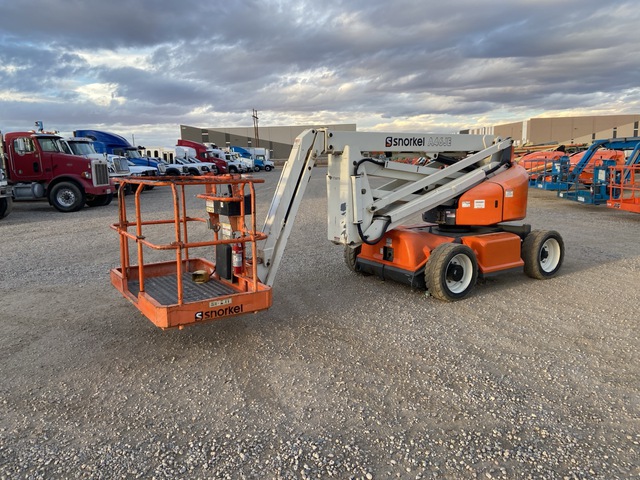 2016 Snorkel A46JE 2WD Electric Articulating Boom Lift