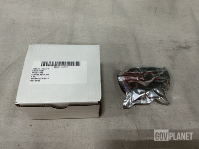 (32) 3021842 Oil Elbow Assemblies