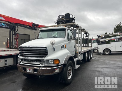 2005 IMT 16000S3-J382187 5825 lb Knuckle Boom on 2005 Sterling LT9500 8x4 Camión Grúa