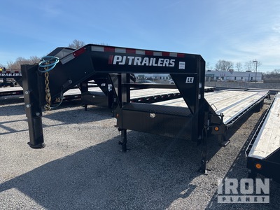 2023 PJ LX402 45 ft T/A Gooseneck Equipment Trailer