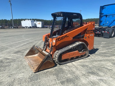Gehl RT135 Compact Track Loader