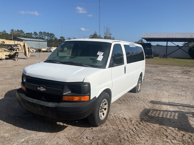 2009 Chevrolet Express Passenger Van