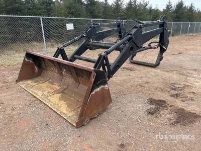 101 in Bucket Traktorfrontlader