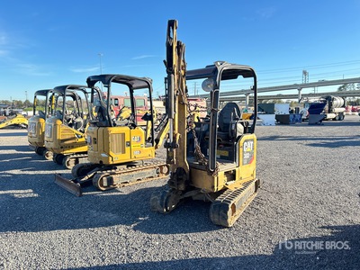 2019 Cat 302 CR Mini Excavator