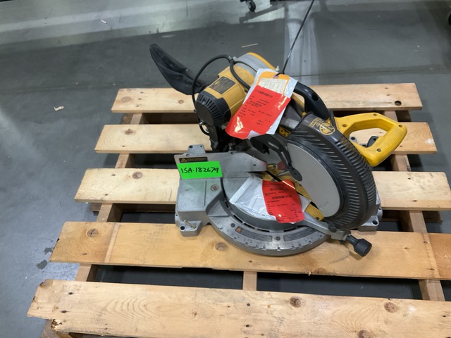 DeWalt DW706 Miter Saw