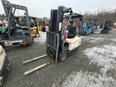 Crown 5200 Series 3000 lb Electric Forklift