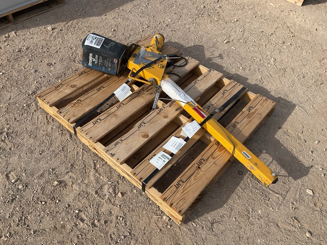 Air Technical Industries PU-1000 Truck Mounting Crane