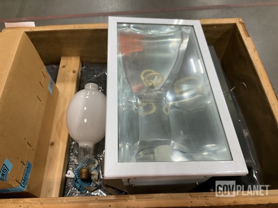 (2) Pauluhn Electric HIDMA10WB-1B Lighting Fixtures